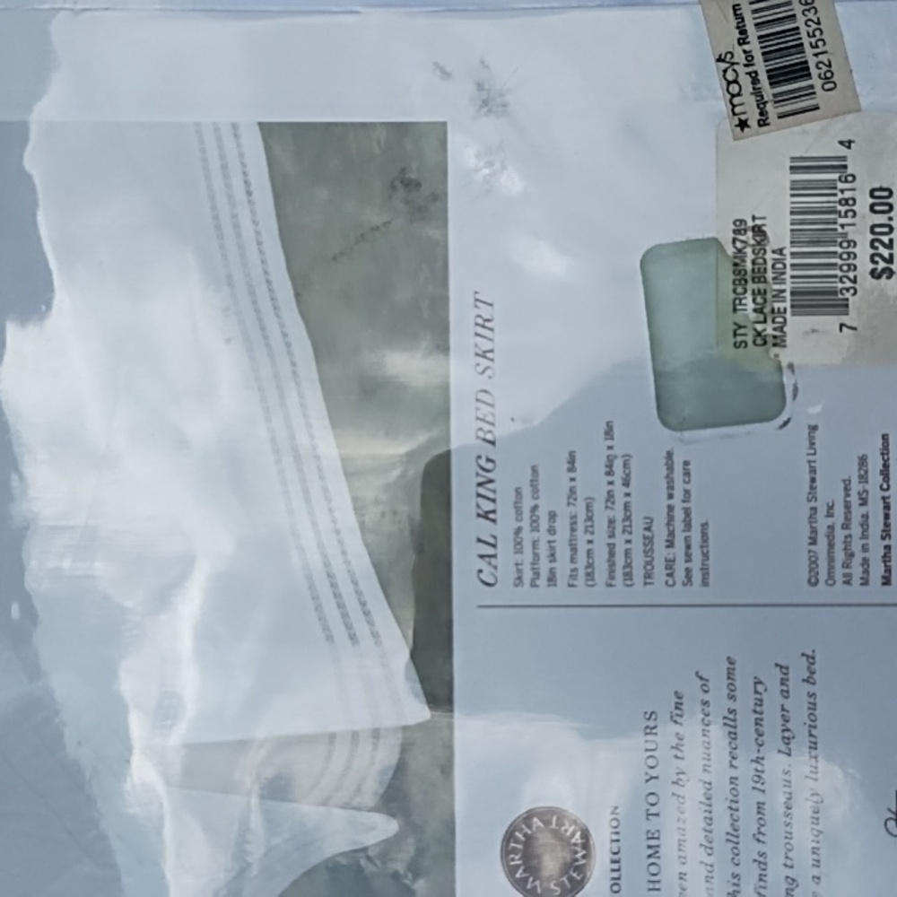 NWT Martha Stewart Cal King bed Skirt